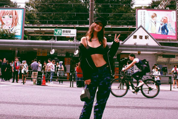 Bella Hadid Look Tokyo