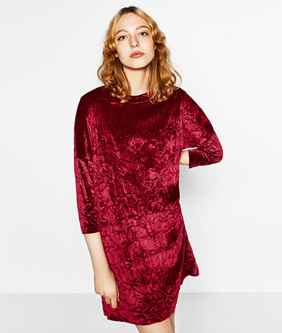 Vestidos de Zara nueva colección: tendencias en terciopelo, metalizados,… - Modalia.es