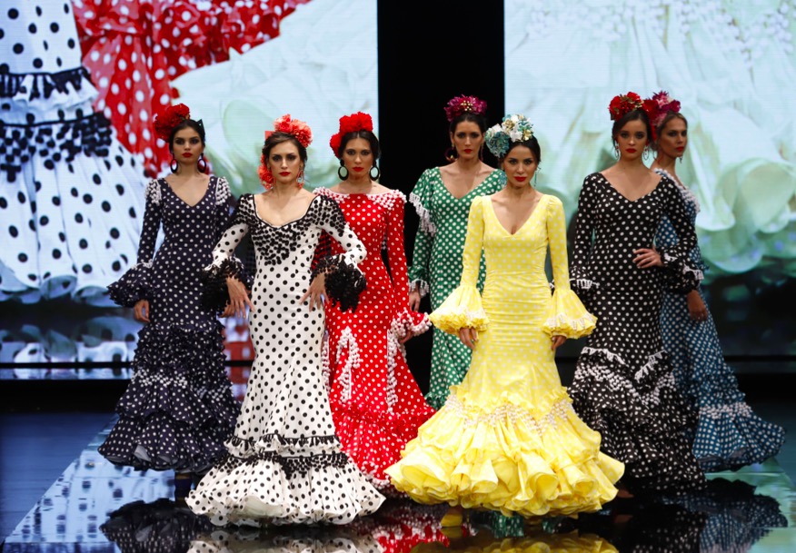 Sonibel diseña de flamenca para las madres que van a la feria Modalia.es