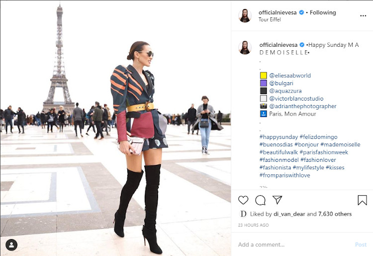 Nieves Álvarez en París