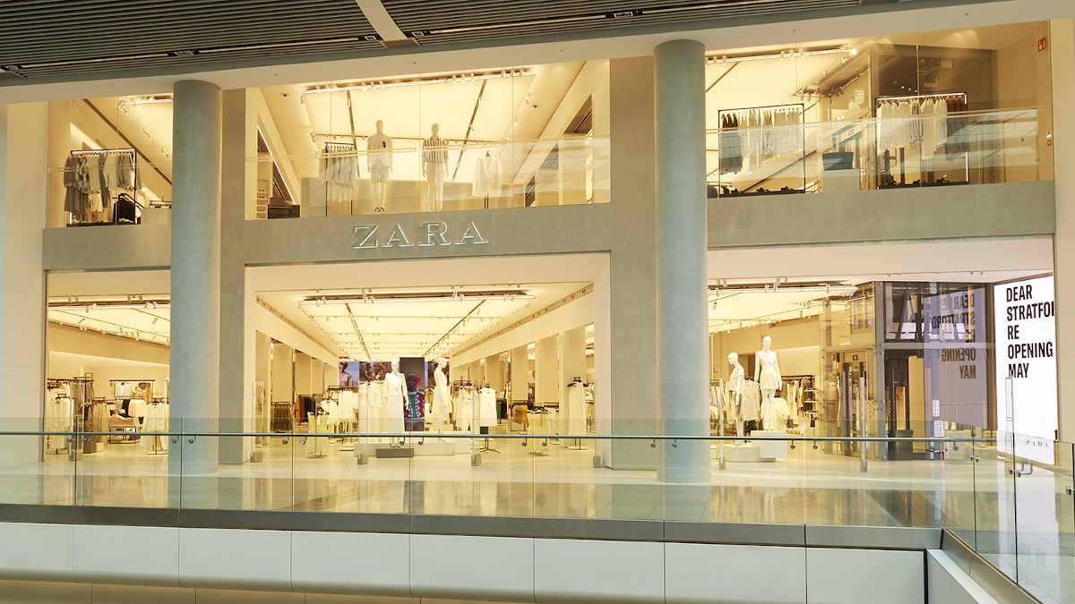 Zara abre desde hoy sus tiendas más pequeñas